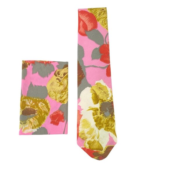 Rhynecliffe Other - Vintage Rhynecliffe Pink Floral Tie Pocket Square